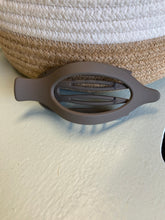 Load image into Gallery viewer, Jumbo Duck Bill Claw Clips