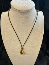 Load image into Gallery viewer, Carly Heart & Leather Necklace