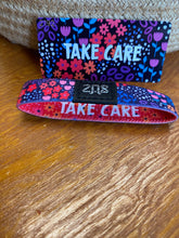 Load image into Gallery viewer, Zox Kind Words Bracelet