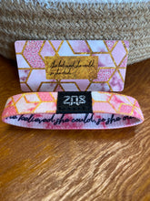 Load image into Gallery viewer, Zox Kind Words Bracelet