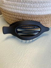 Load image into Gallery viewer, Jumbo Duck Bill Claw Clips