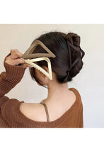 Load image into Gallery viewer, Triangle Claw Clips