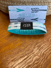 Load image into Gallery viewer, Zox Kind Words Bracelet