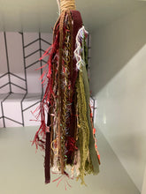 Load image into Gallery viewer, Ragtime Charm Dangle Keychain/Purse Tassel