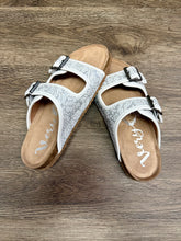Load image into Gallery viewer, Very G White/Grey Lainey Sandals