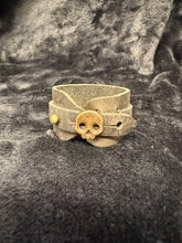 Load image into Gallery viewer, Rylee Genuine Leather Cuff
