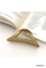 Load image into Gallery viewer, Triangle Claw Clips