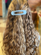 Load image into Gallery viewer, Freya Jumbo Hair Clips