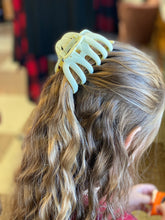 Load image into Gallery viewer, Jumbo Lobster Claw Clips