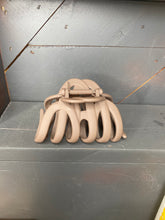 Load image into Gallery viewer, Jumbo Lobster Claw Clips