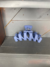 Load image into Gallery viewer, Zola Claw Clips