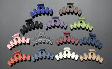 Load image into Gallery viewer, Zola Claw Clips