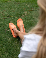 Load image into Gallery viewer, Archie's Coral Slides