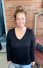 Load image into Gallery viewer, Broken Road Black Top - Ella’s Arrow