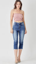 Load image into Gallery viewer, Risen Brand Dark Wash Capris