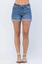 Load image into Gallery viewer, Judy Blue Mid Wash Jean Shorts