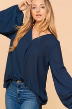 Load image into Gallery viewer, Clear Water Woven Navy Top - Ella’s Arrow