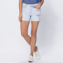 Load image into Gallery viewer, Judy Blue Aztec Pocket Jean Shorts