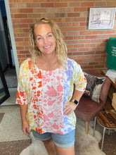 Load image into Gallery viewer, Remind Me Floral Top
