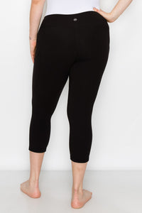 Black Yoga Capri Leggings with Pockets