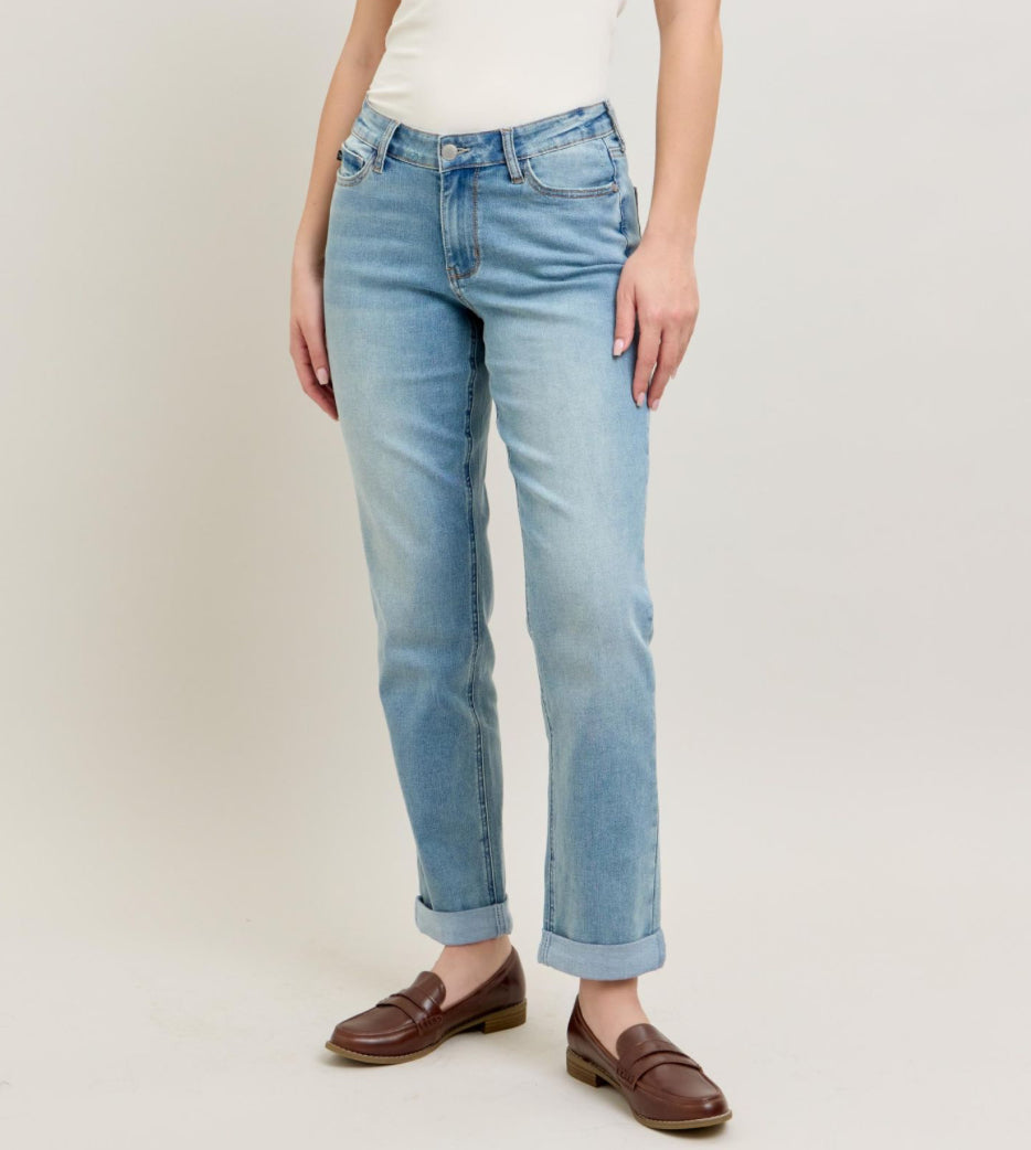 Judy Blue Light Wash Boyfriend Fit Jeans