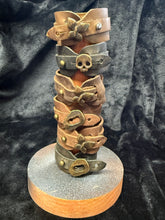 Load image into Gallery viewer, Rylee Genuine Leather Cuff
