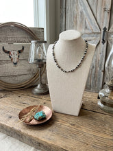 Load image into Gallery viewer, Bandera Sterling Silver Pearl Necklace
