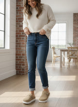 Load image into Gallery viewer, Very G Taupe Cali Slides
